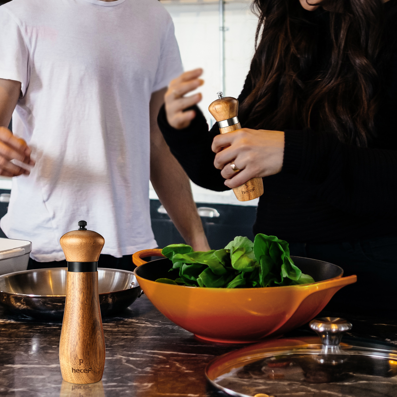 2Pcs Salt and Pepper Grinder Set Acacia Wood 21cm Adjustable Ceramic Spice Mill