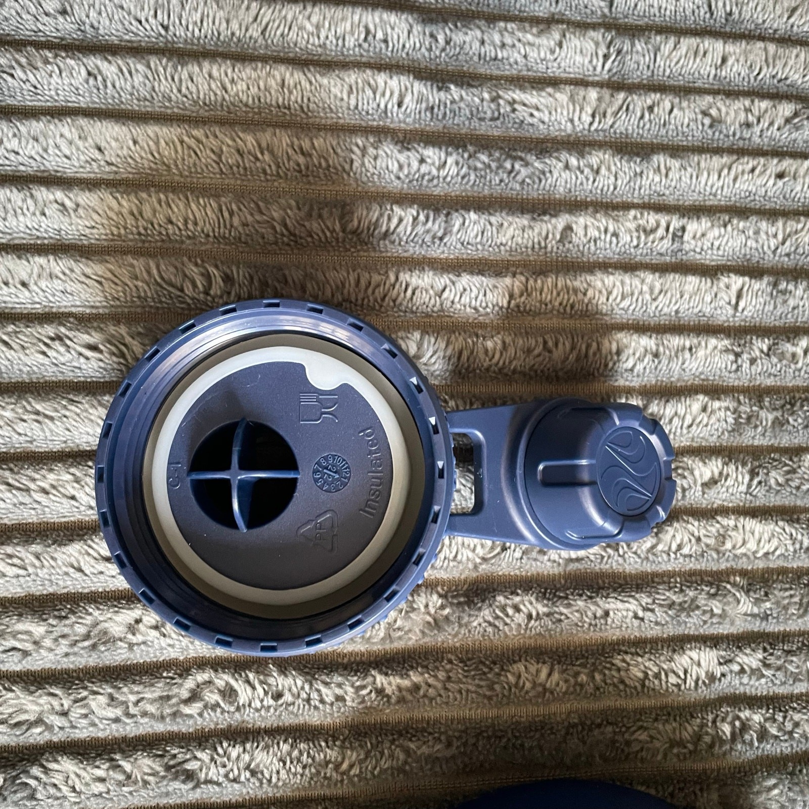 Takeya Actives 64oz Insulated Water Bottle Midnight Blue Leakproof- UGA Dawgs