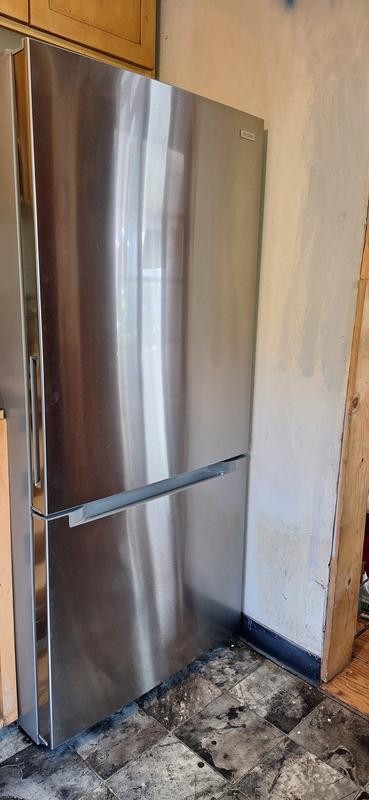 BAHAMAS 8 Vissani 30 in. 18.7 cu. ft. Bottom Freezers Refrigerators MDBF18SS