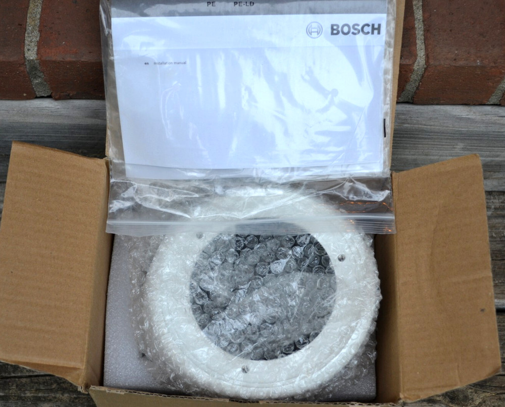 Bosch VDA-CMT-Dome Corner Mount Bracket for Flexidome Security Cameras --- NEW