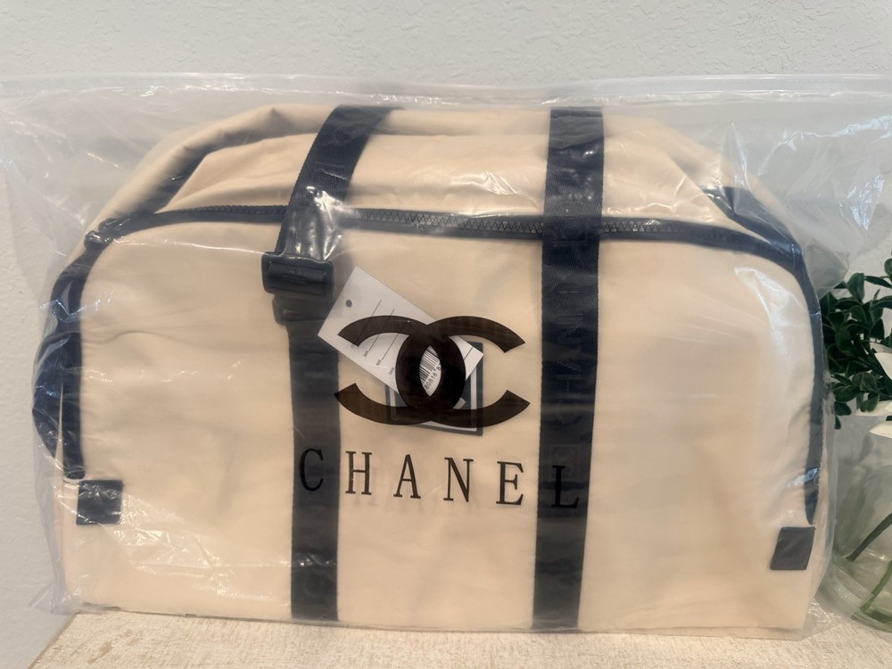 Chanel Large duffel bag GWP