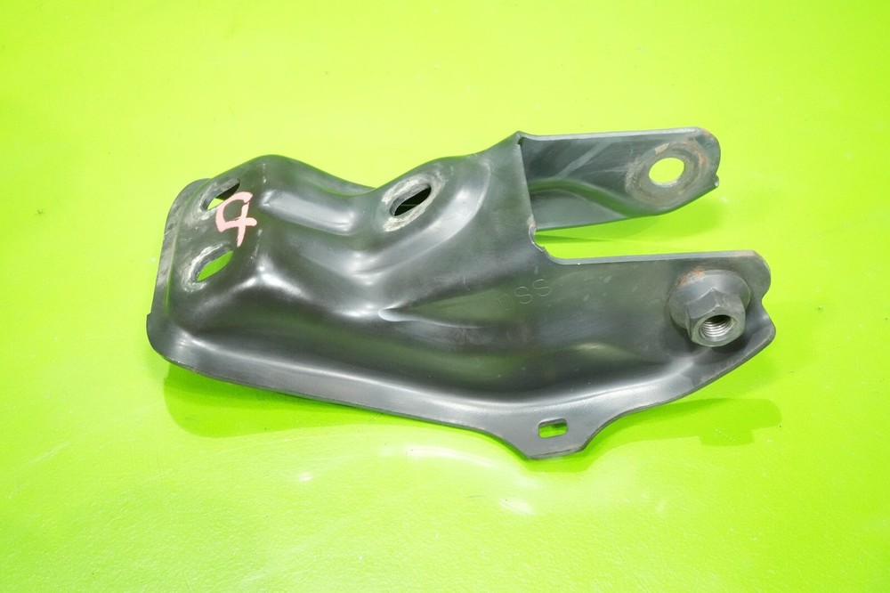 92-96 Prelude OEM H22 VTEC engine motor front mount bracket