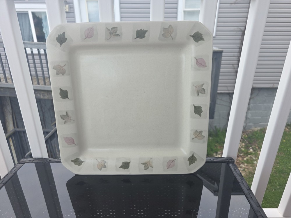 Mikasa KT407 15 in Square Ceramic Platter Leaf Border Pattern Glossy