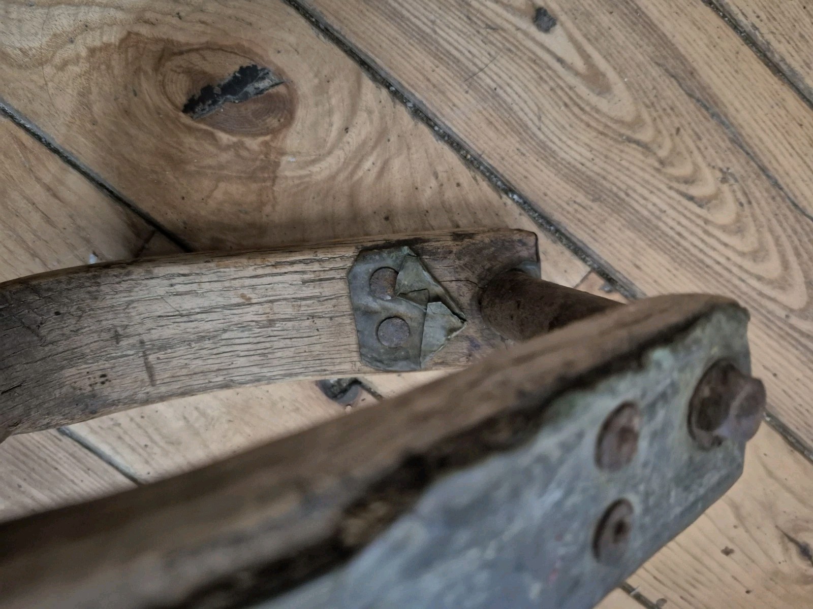 Single Antique, Vintage Western Cowboy Oxbow Single Stirrup Wood Iron And Brass