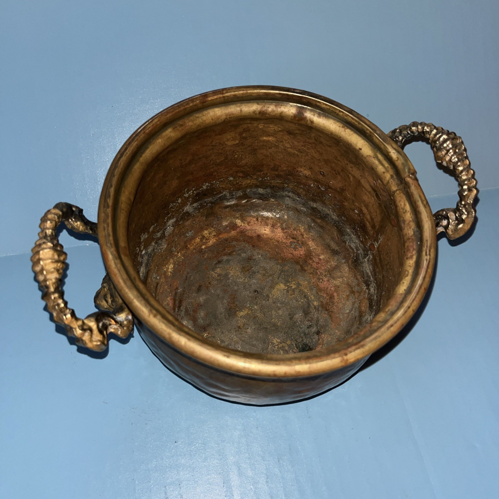 ANTIQUE Brass Planter with Lion Head Handles Round Flower Pot BEAUTIFUL