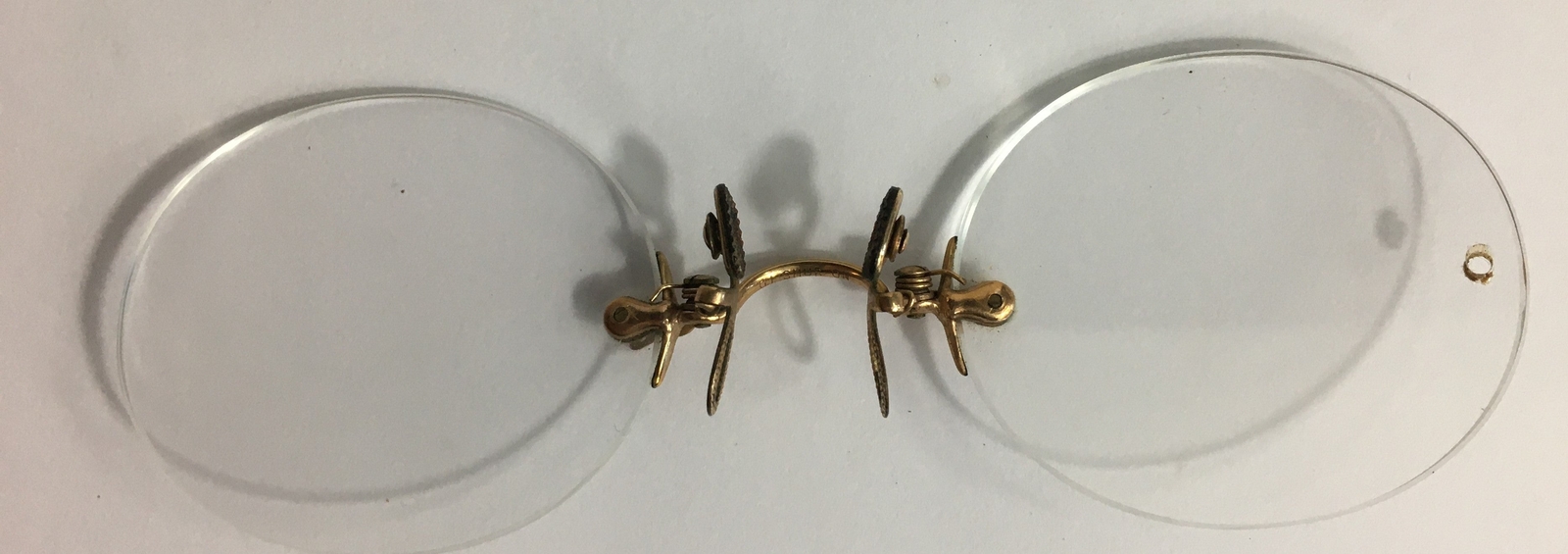 Antique Spectacles - Gold Filled - Shur On - Case Included (1001104)