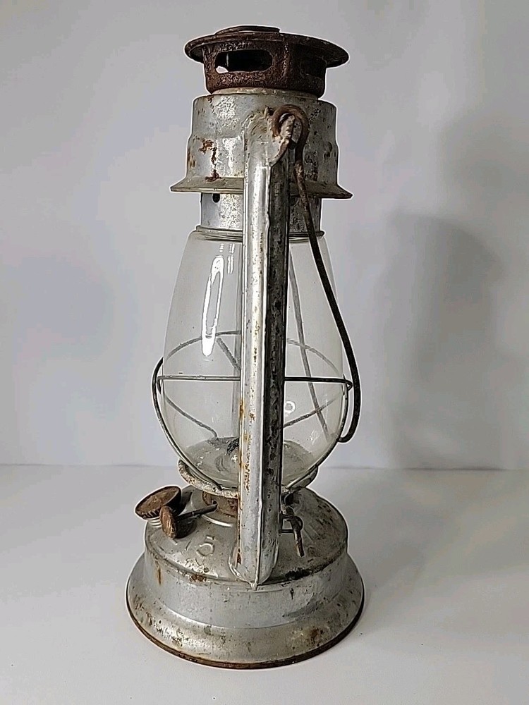 Elephant No. 215 Lantern, Uncleaned And Rusty, Untested