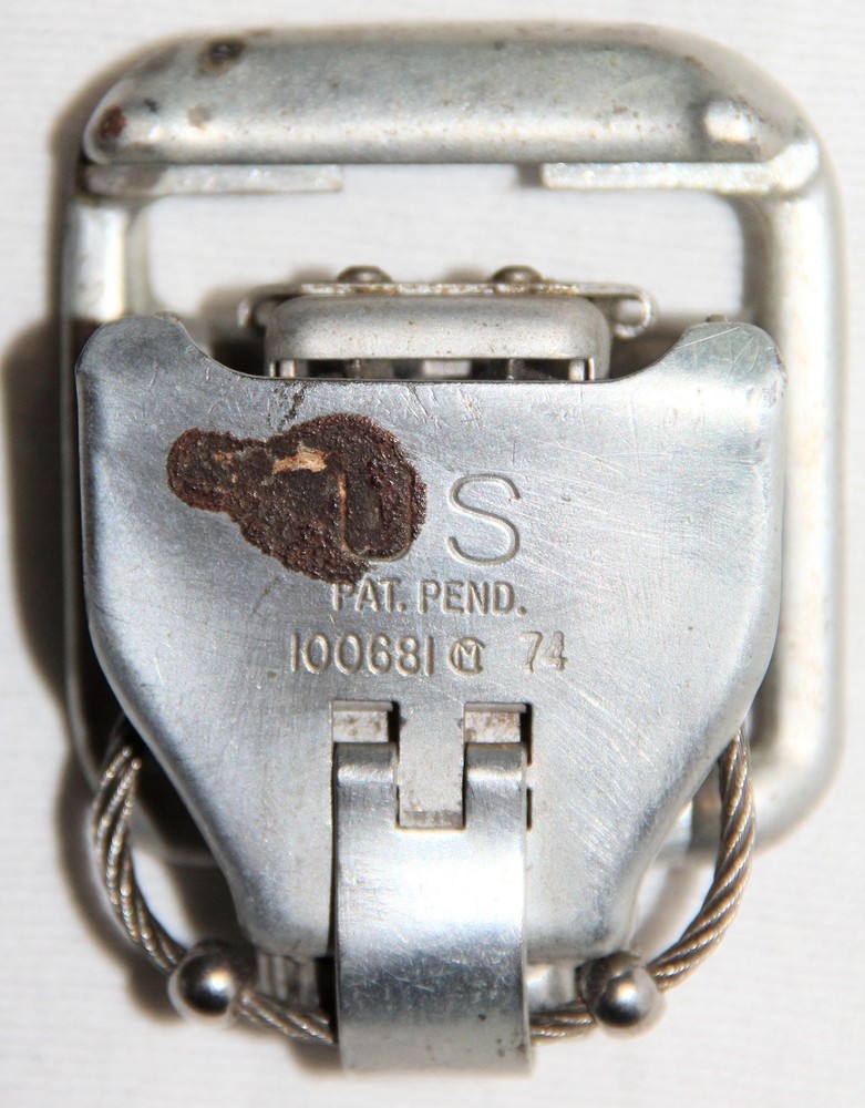 VINTAGE USAF CAPEWELL PARACHUTE HARNESS RISER QUICK RELEASE FITTING BUCKLE