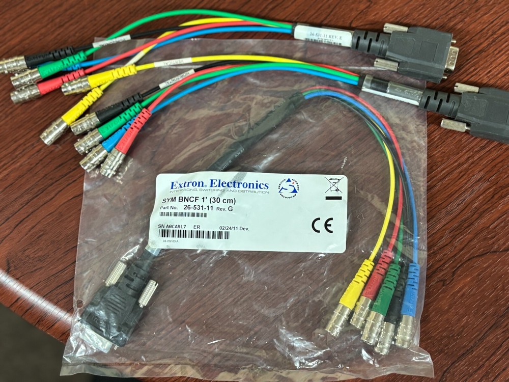 Extron P/2 DA4xi VGA Distribution Amplifier 1x4 Splitter (3)