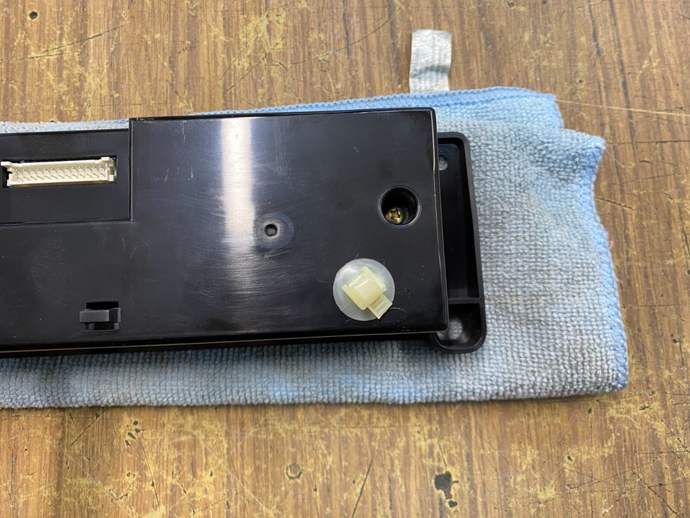 Ford Falcon BA BF XT / XR6 ICC Interior Centre Dash Display Screen Small Type