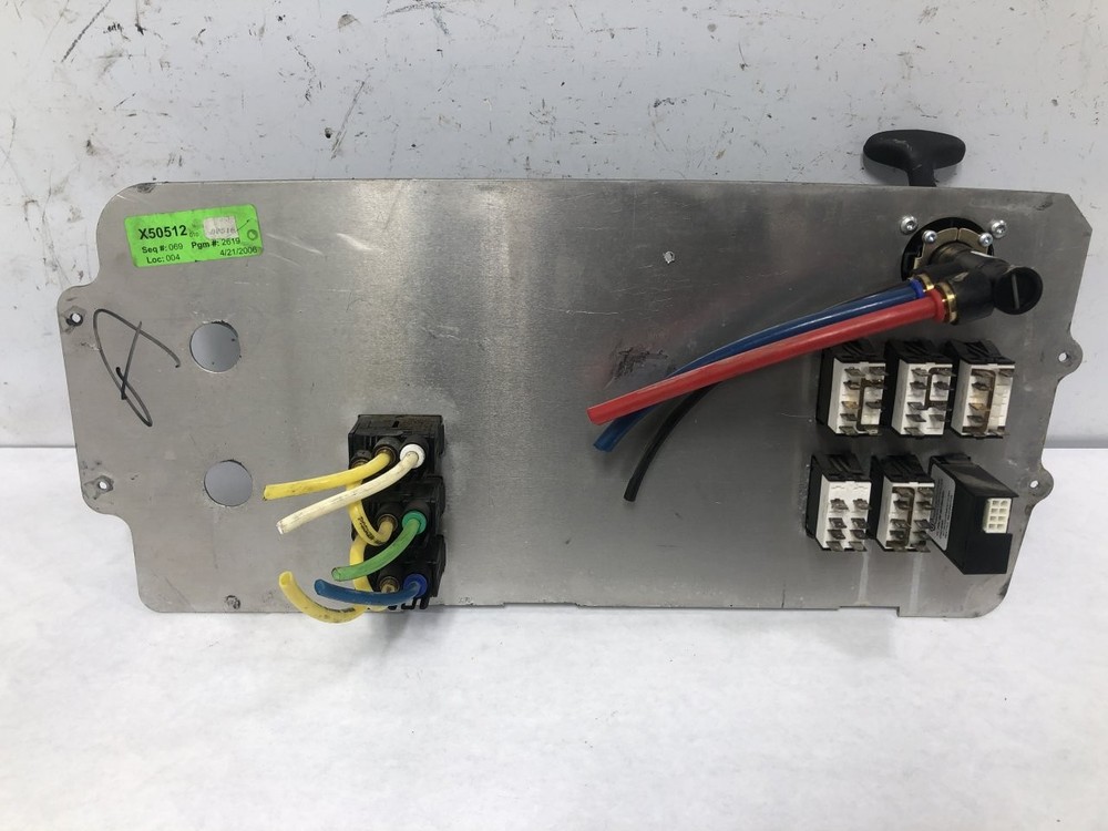 Freightliner COLUMBIA 120 SWITCH Dash Panel - Used