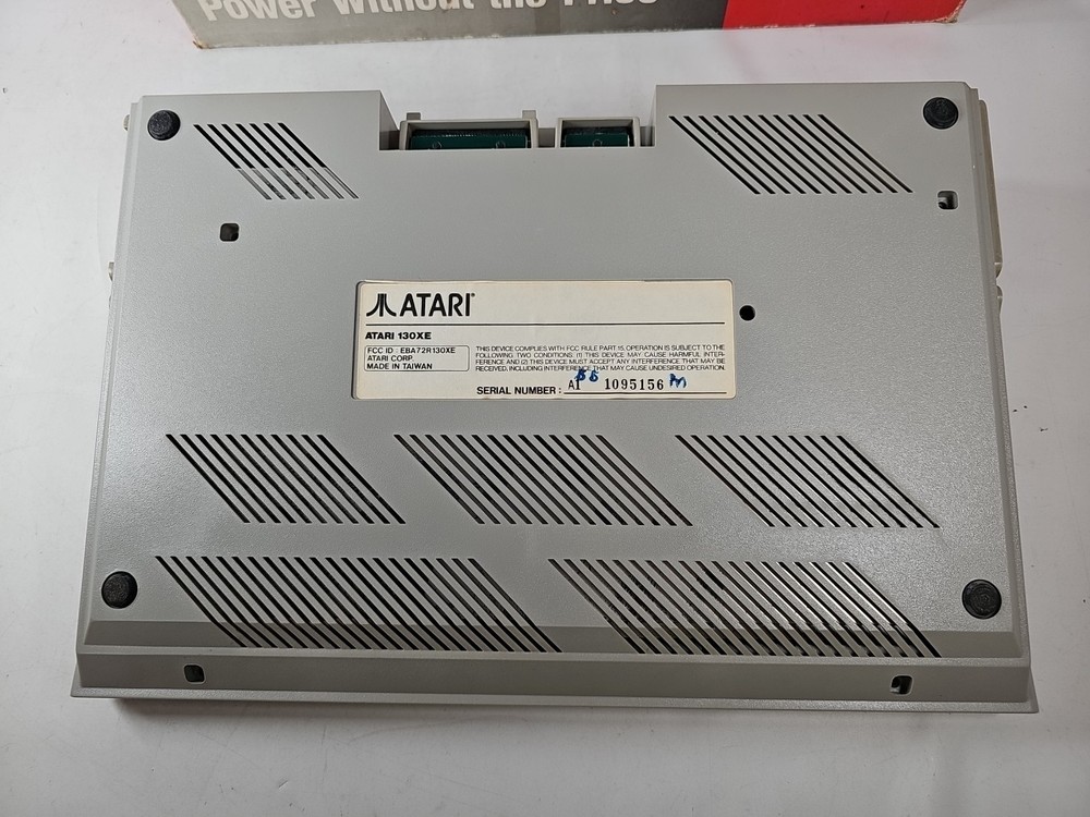 Atari 130XE Computer Untested WITH BOX Nice Shape
