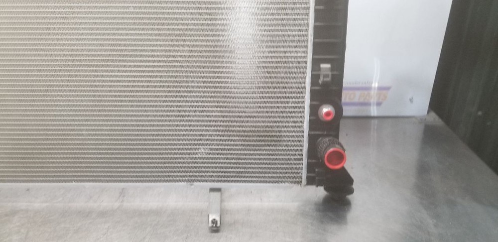 17 CHEVY SILVERADO 2500 6.0L RADIATOR