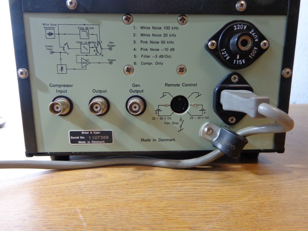 Bruel & Kjaer Noise Generator Type 1405