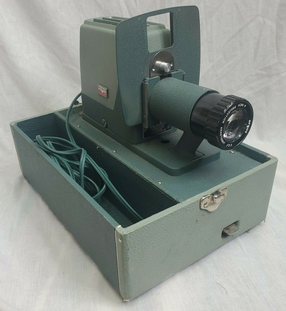 Argus 300 Automatic Slide Projector  Needs Bulb  Tested to POWER UP