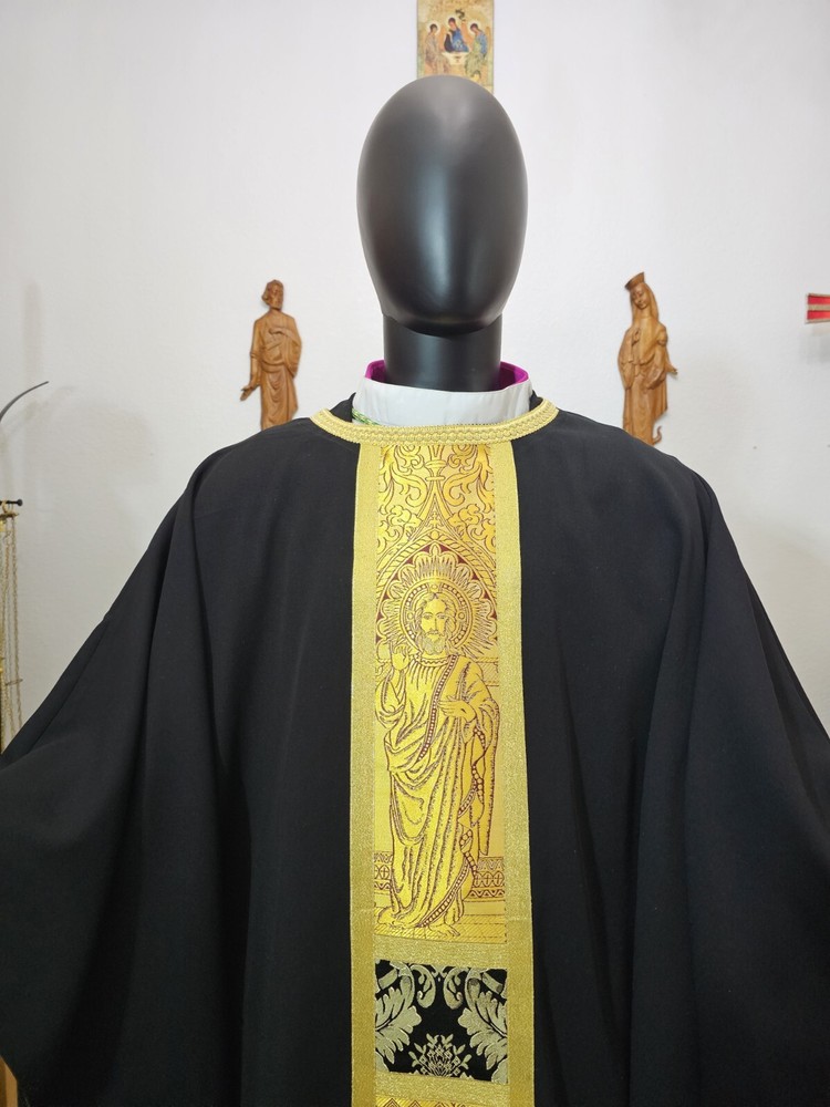 BLACK REQUIEM CHASUBLE + STOLE (BLK0011)