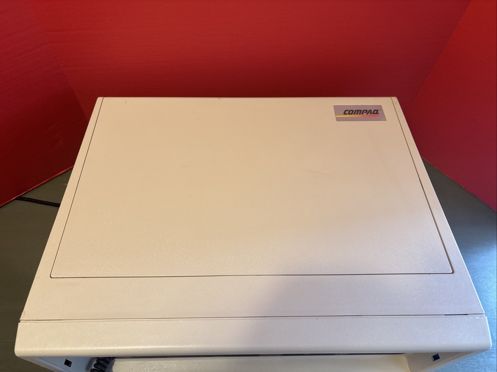 Vintage Compaq Portable Model 101709 Computer. Powers On. As Is.