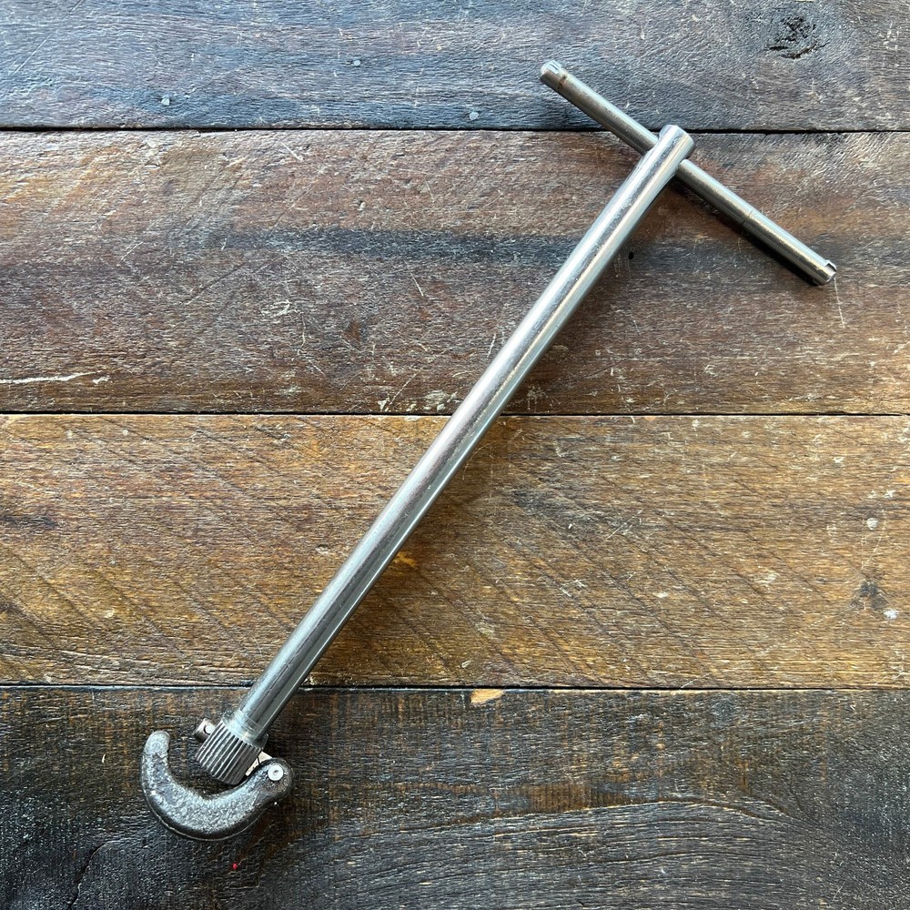 Basin Wrench