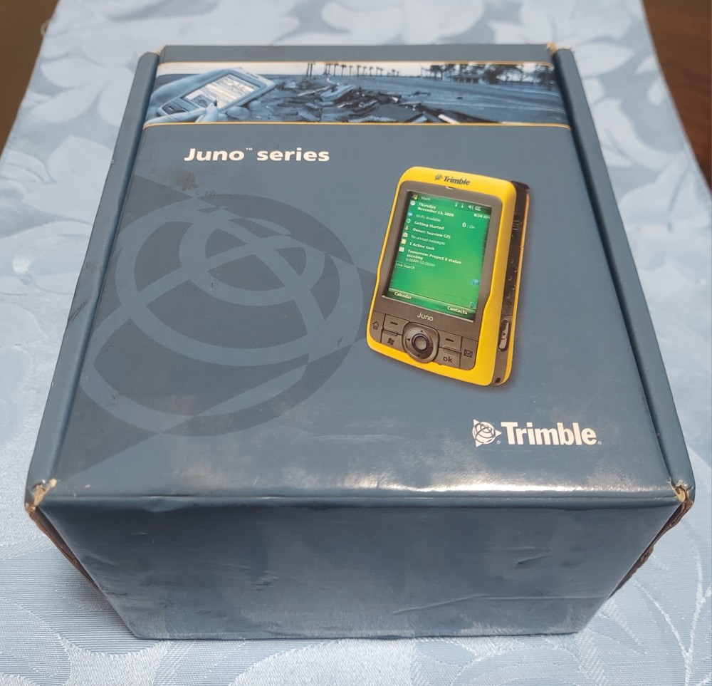Trimble Juno SB Handheld P/N: 66411-00. Mint Condition!