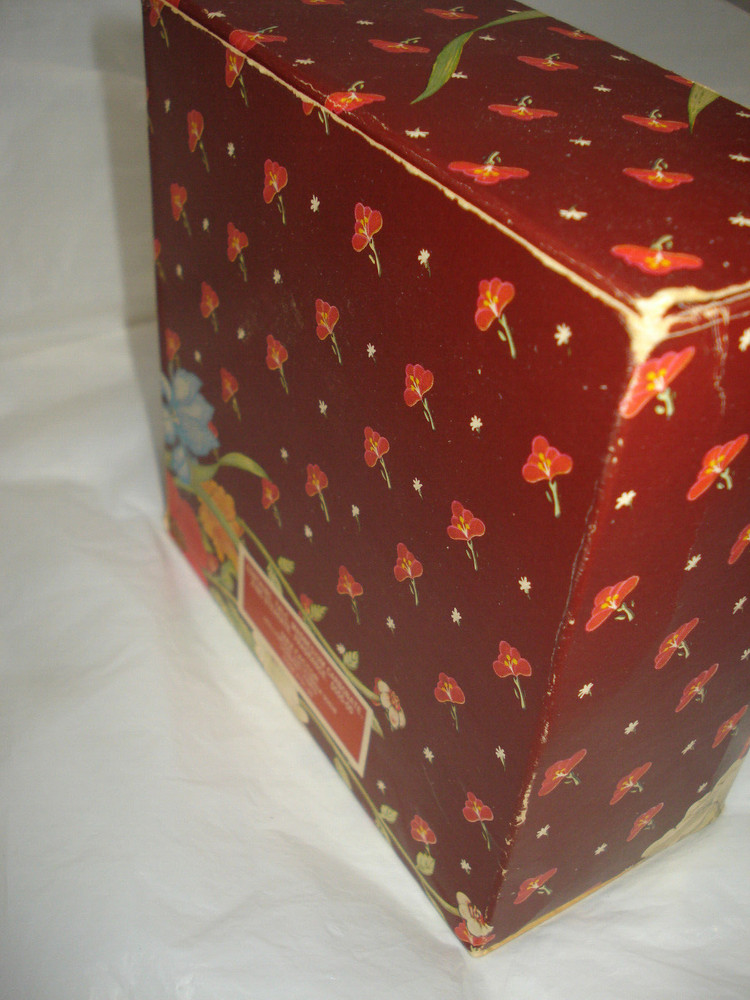 Vintage HYPNOTIQUE Perfumed Bath Powder 4 oz Max Factor Sealed