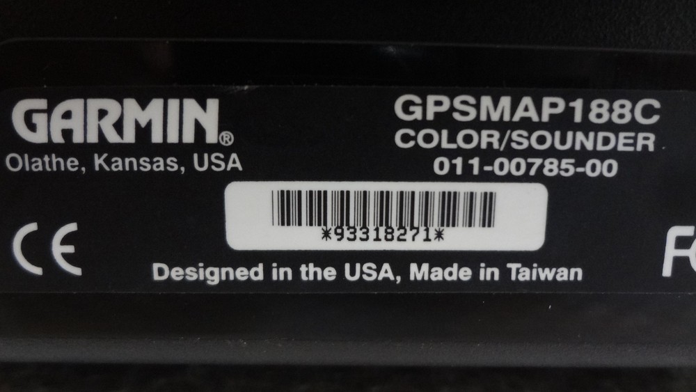 GARMIN GPSMAP 188C SOUNDER CHART PLOTTER FISHFINDER GPS w/ MANUALS KNOBS COVER