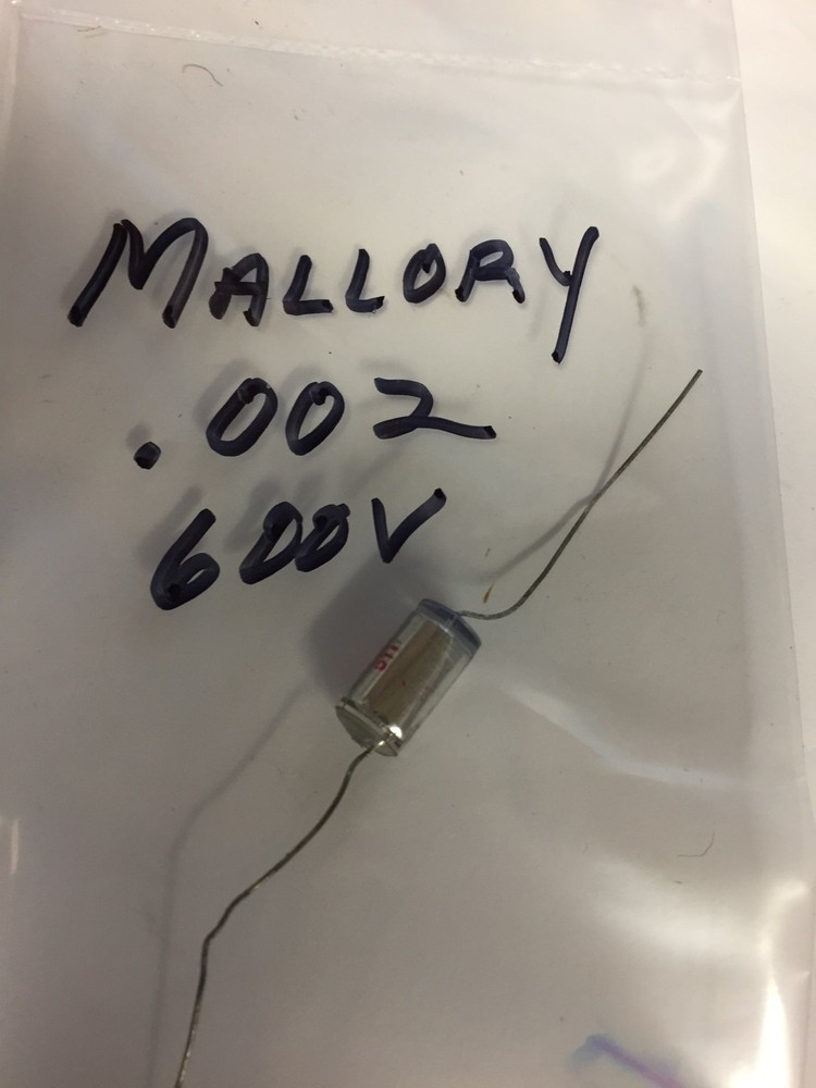 TRW 3300J 3300PF 600V CAPACITOR NEW