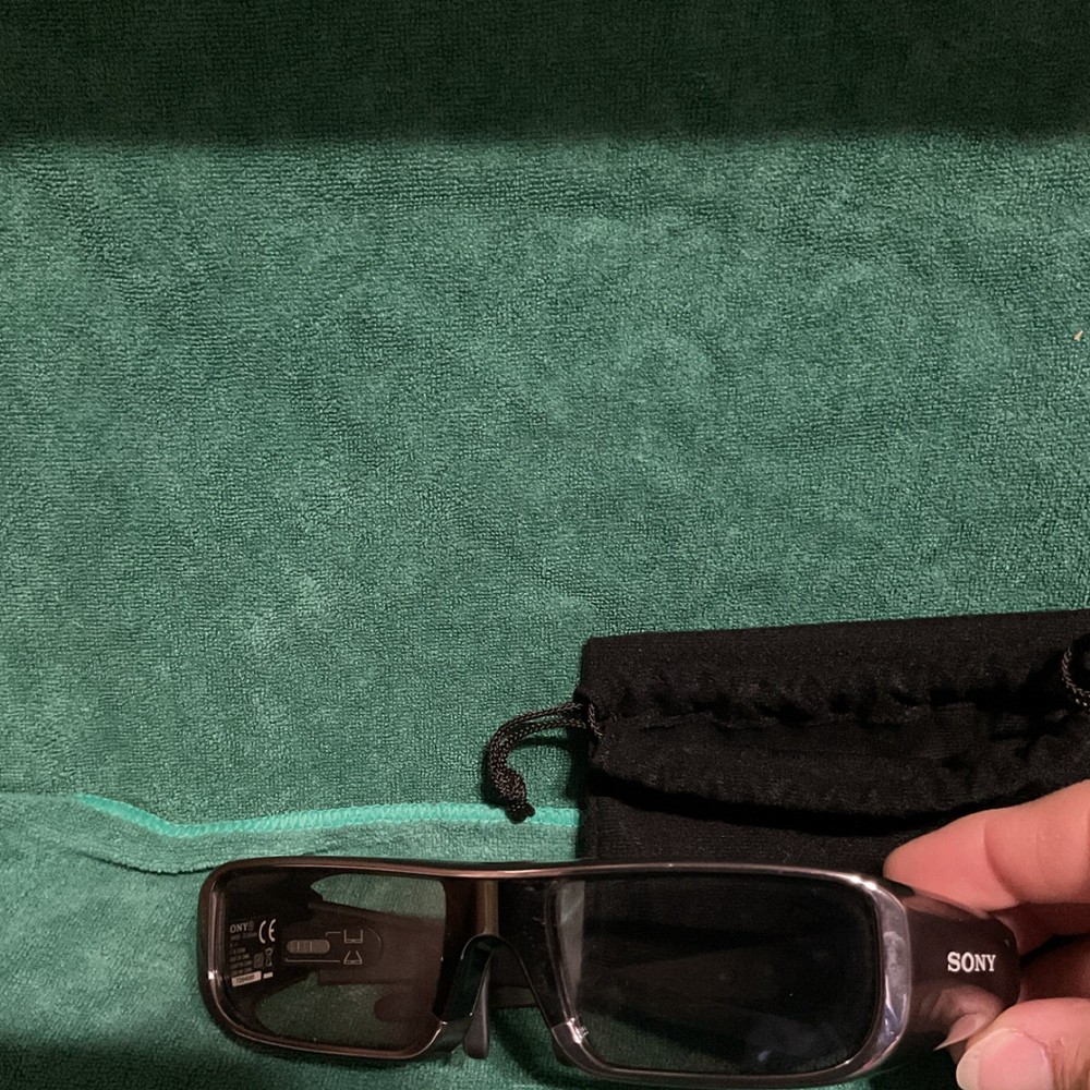 Sony TDG-BR100 3D Glasses Black Lightweight Comfortable with Case