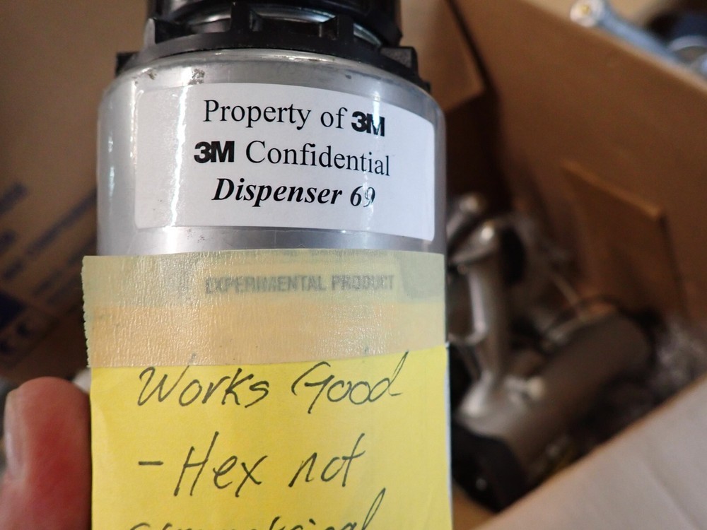 3M DISPENSER APPLICATOR USED PROTOTYPE EXPERIMENTAL