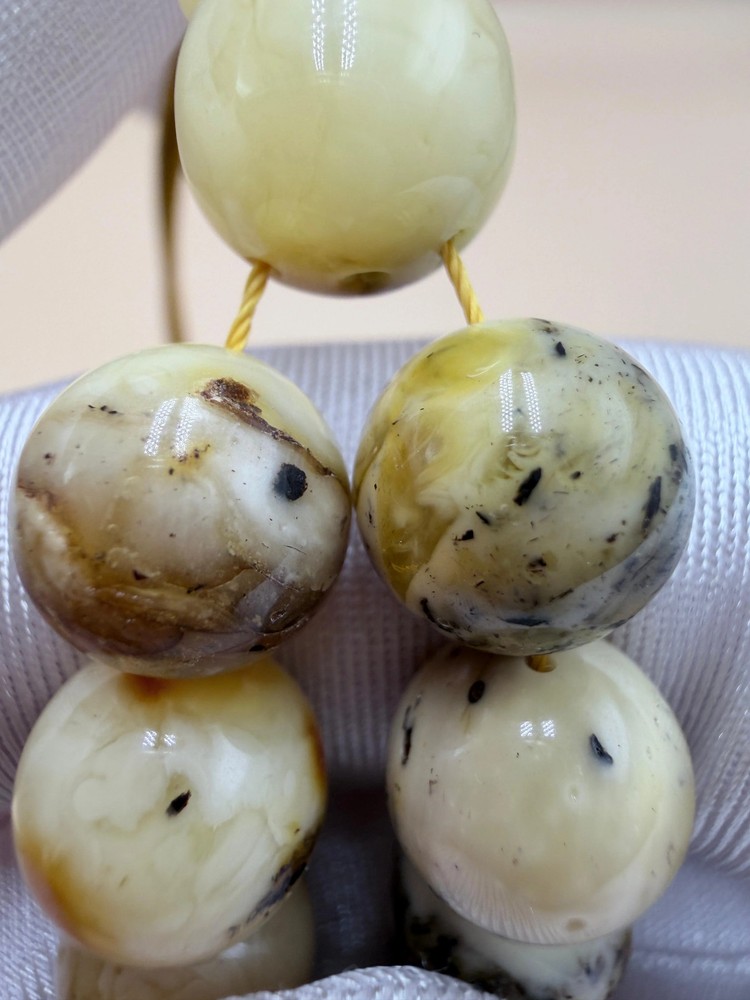 مسباح كهرمان بلطيقي أُوريو حر Natural Baltic Amber Misbaha (Oreo)