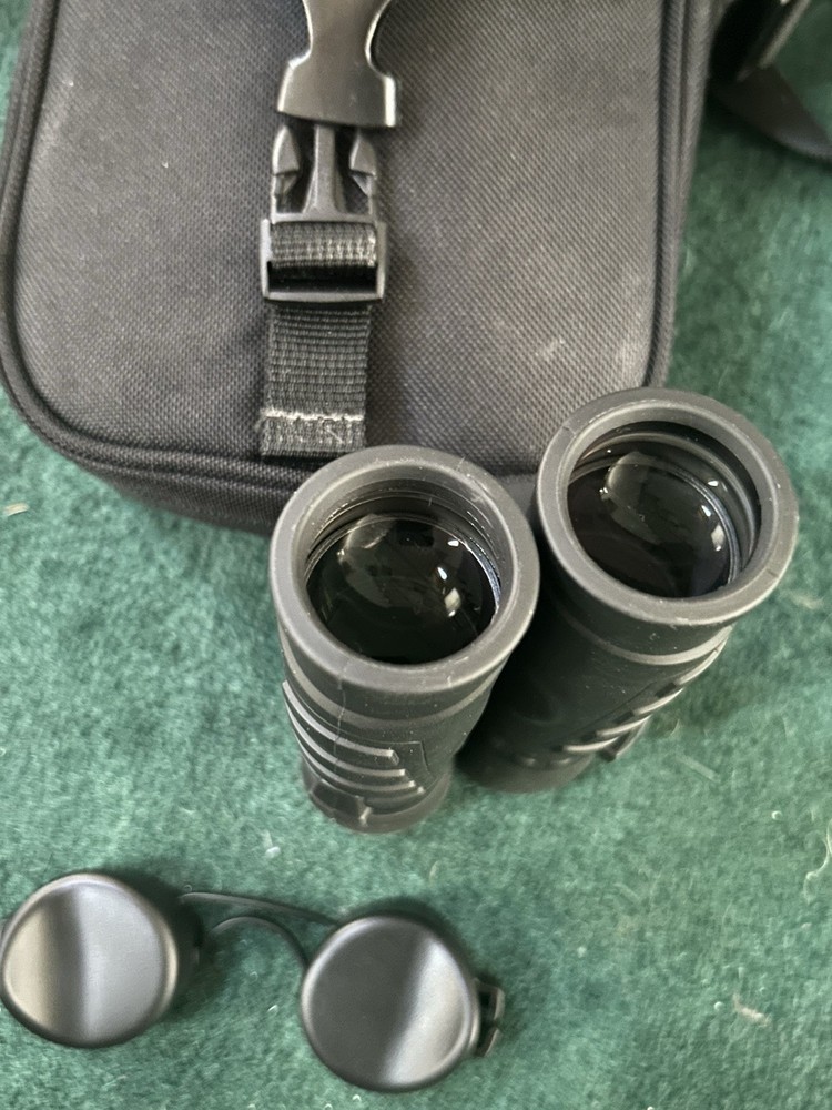 Steiner Tactical 10x 28 mm Binocular with Bag
