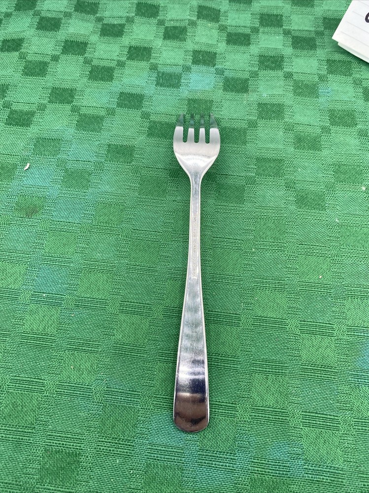 Northland (Oneida) Village Common pattern Salad Fork 6.75”