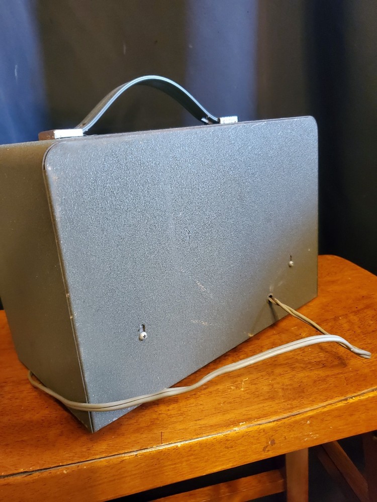 GENOMETER MODEL 156 VOLTMETER