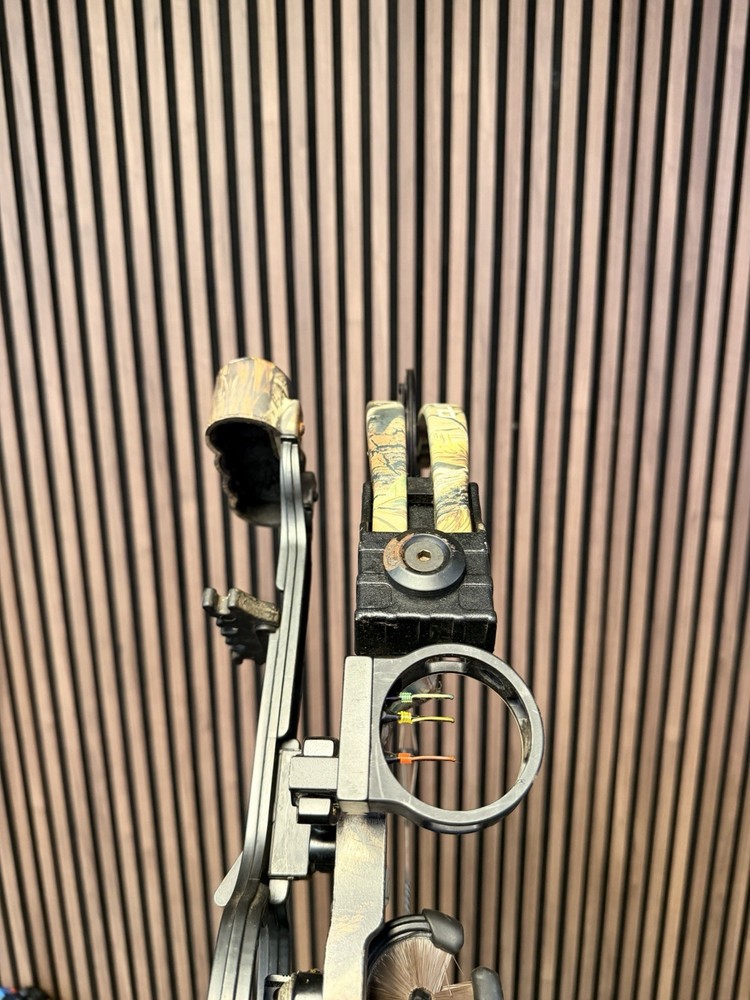 BEAR ARCHERY OUTBREAK Serial 2348392