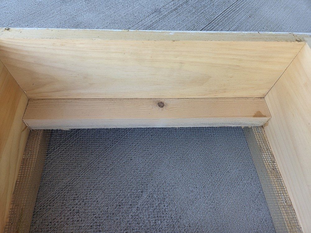 Dadant 10 Frame Langstroth Bee Quilt Box/Moisture Winter Painted Assembled