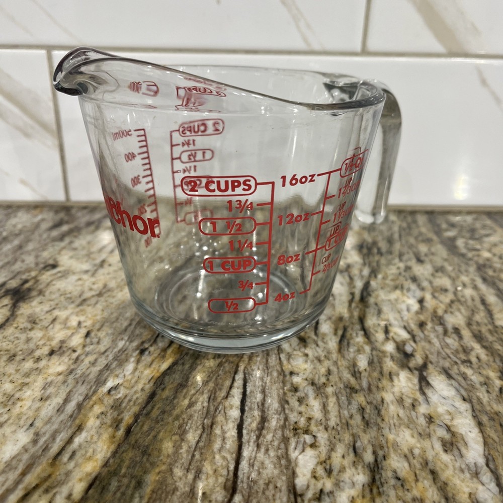 Anchor Hocking 2 Cup Measuring Cup Red Numbers & Letters Hook Handle 🇺🇸