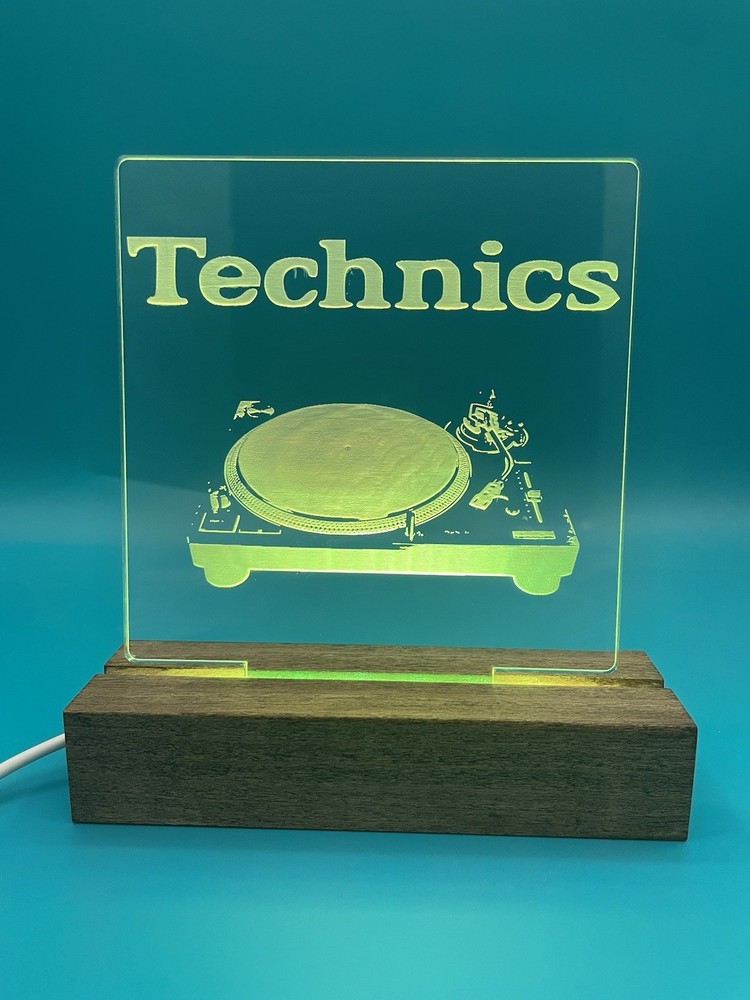 Technics SL-1200M3D Quartz Direct Drive Turntable LED Sign