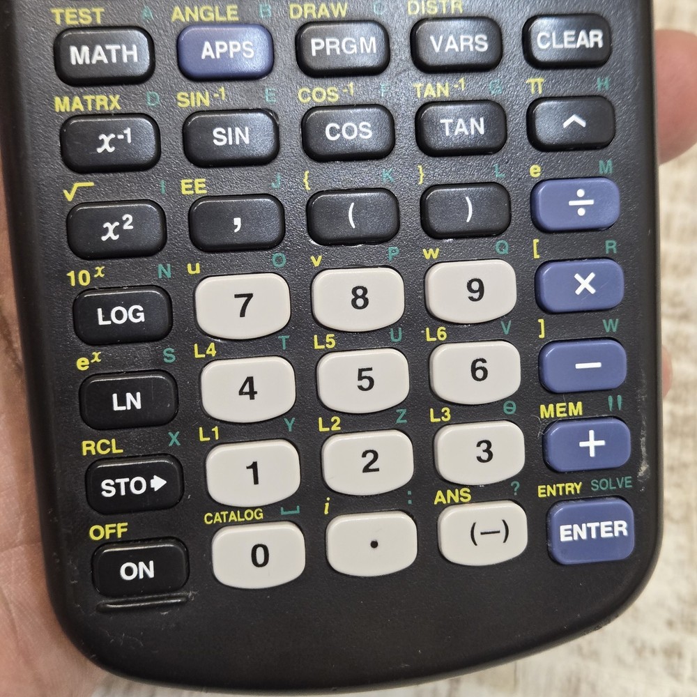 Texas Instruments TI-83 Plus Graphing Calculator w/ Cover Working *READ Please*