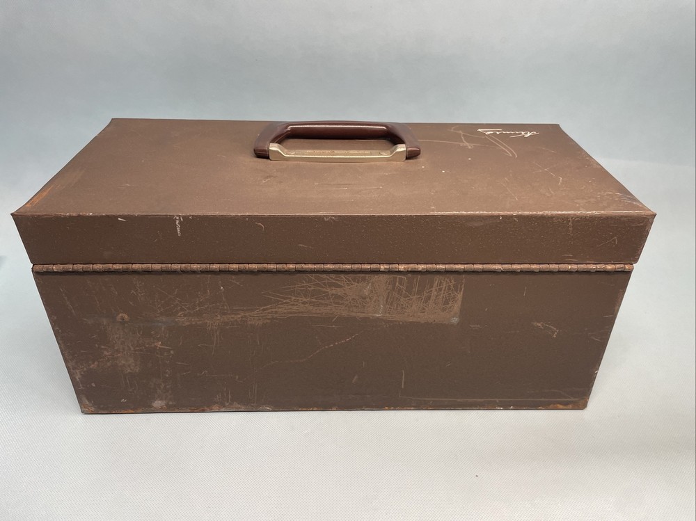 Kennedy Model CS-16 Cantilever Tray Tool Box Tackle
