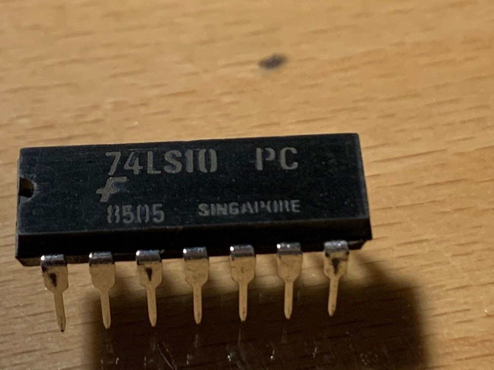 74LS10PC - FAIRCHILD IC - 3 FUNC.- 3 INPUT NAND LS-TTL, 14-Pin Dip