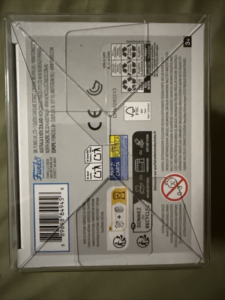 Funko Pop! Animation One Piece Marshall D. Teach #1921-Common-w/protector!