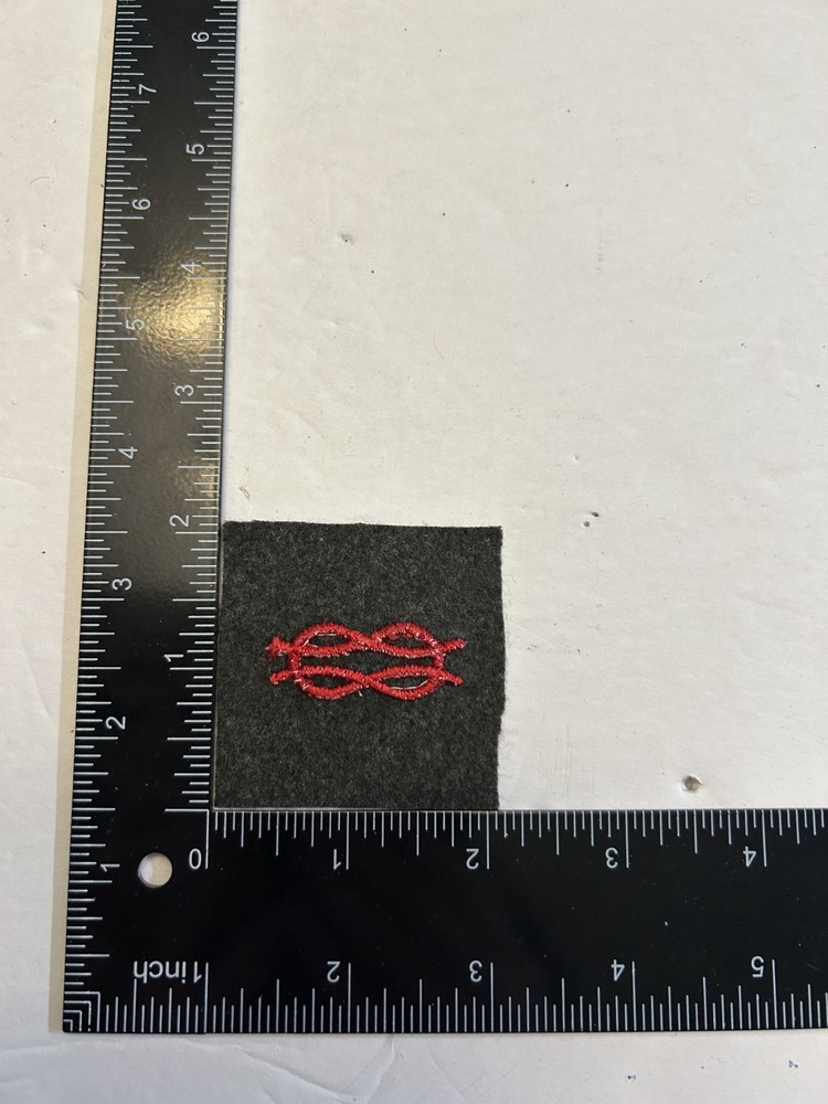 MH2817 Original US WW2 Marine Corps Sleeve Mark EX Apprentice IR46D