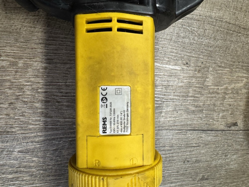 REMS Amigo Pipe Threader 230v + 4 Threaders