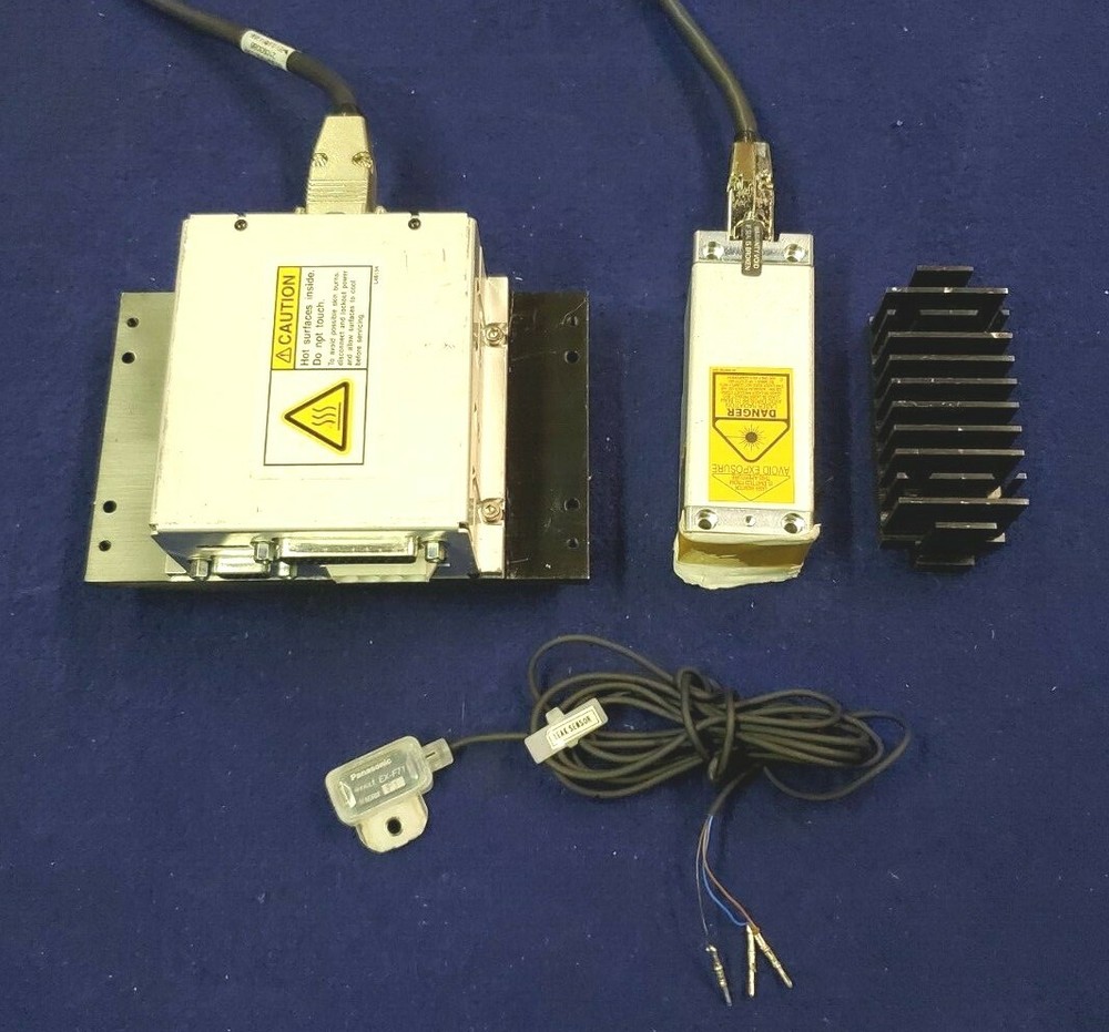 JDSU Uniphase Laser Controller 21093297 w/ Head 21011871-200