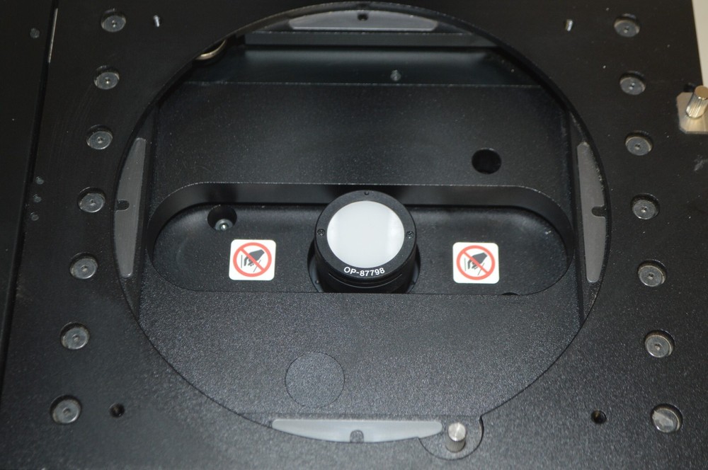 ^ Keyence VHX-S660E Motorized Stand Base Free-Angle Observation System #W5993