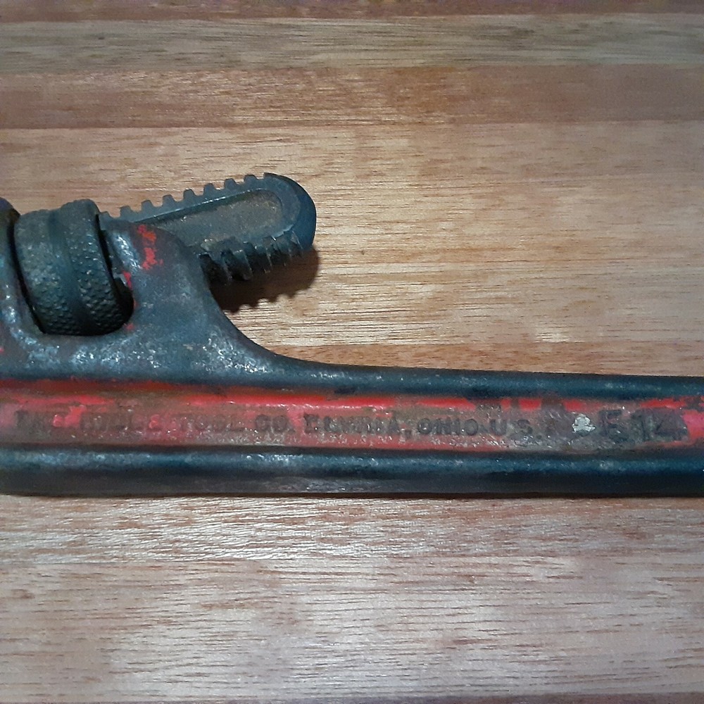 RIDGID E14, OFFSET ANGLE PIPE WRENCH ELYRIA, OHIO U.S.A.