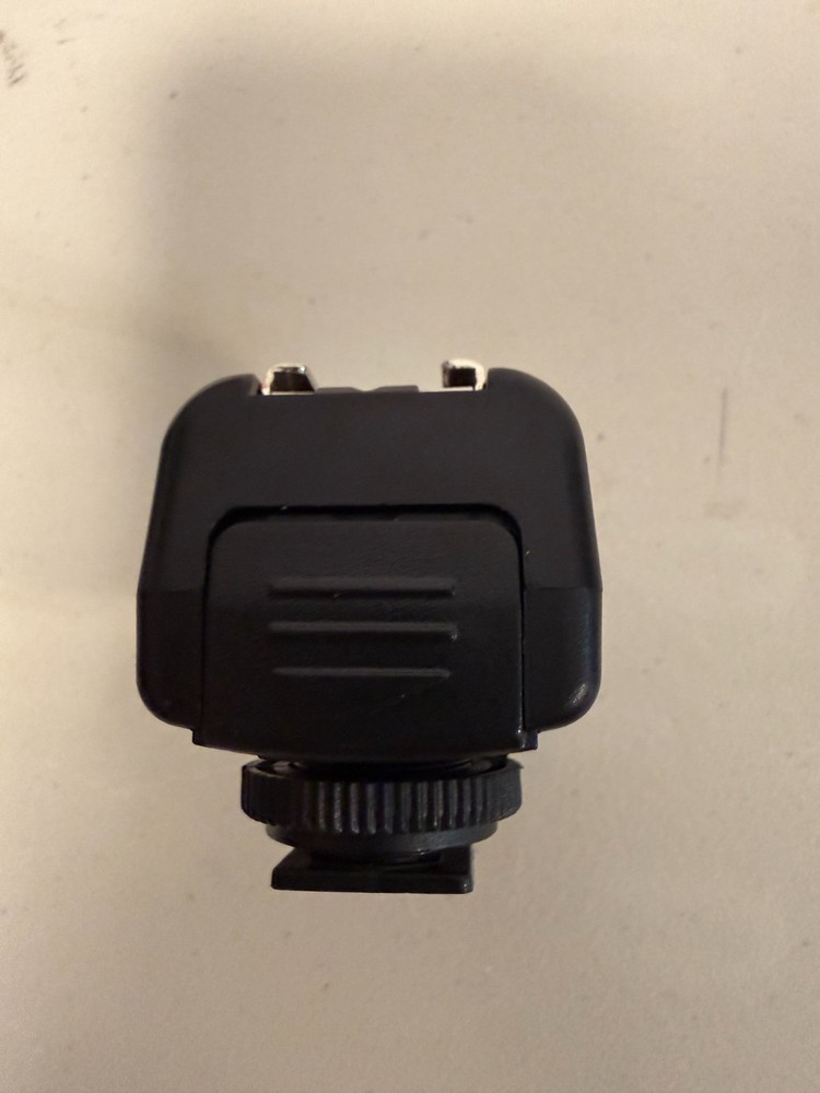 Universal Wireless Hot Shoe Flash Receiver