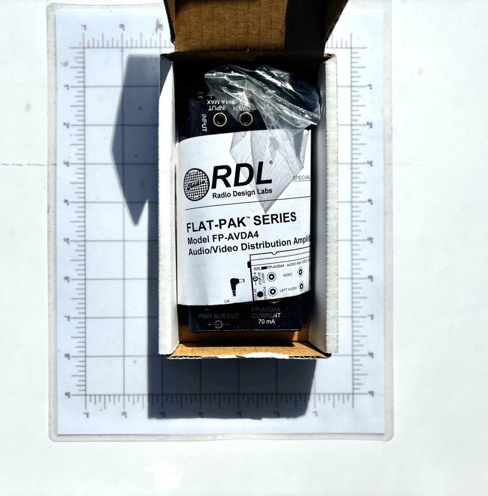 Stereo Audio-Video Distribution Amplifier