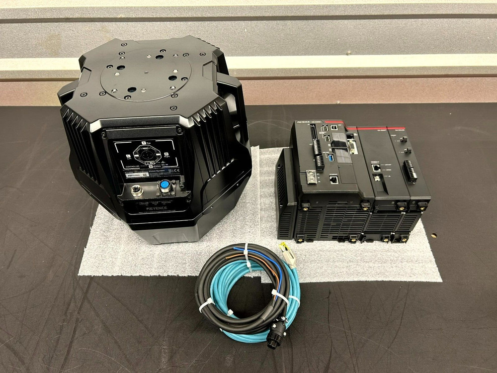 KEYENCE XT-024 Inline 3D Appearance and Dimension Camera unit