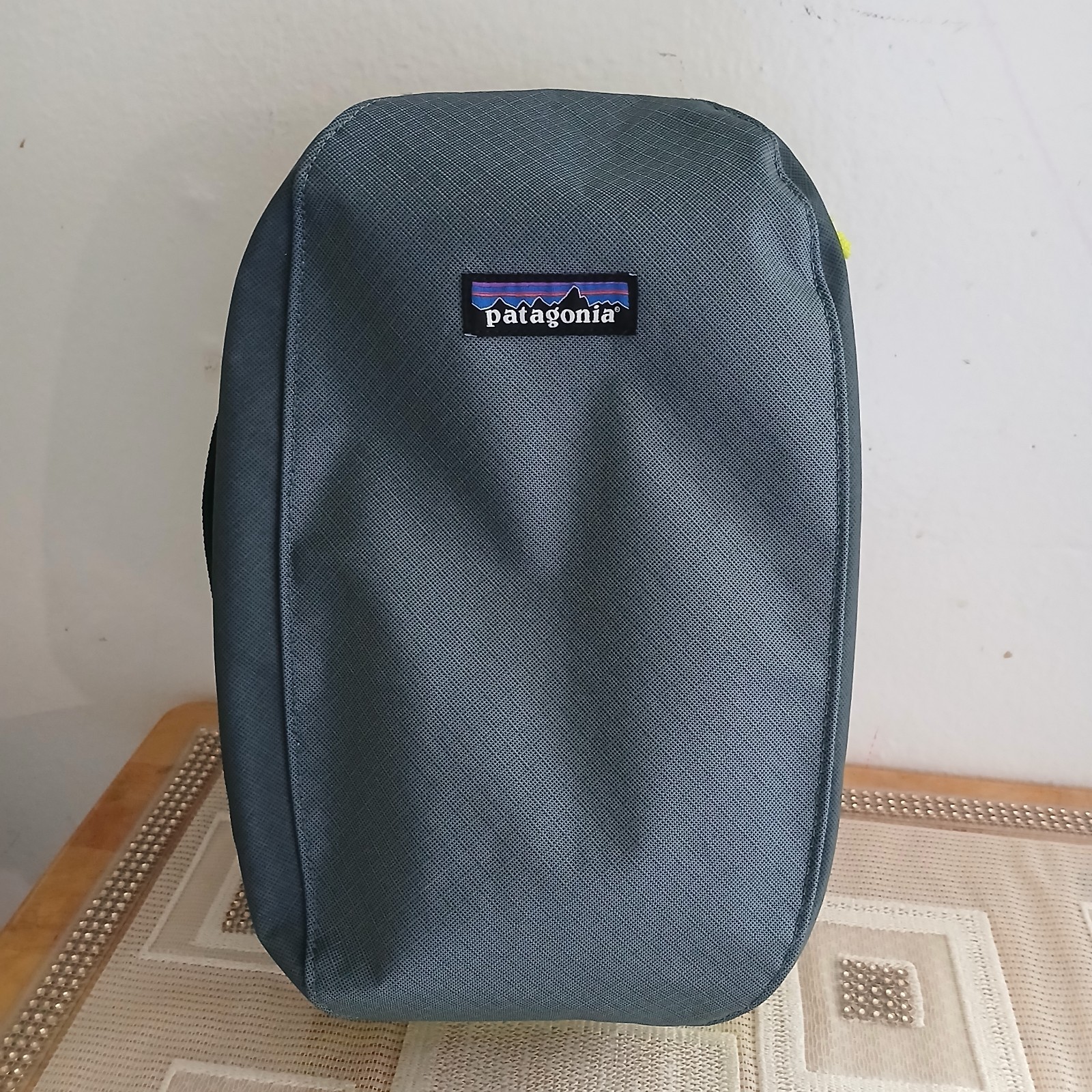 Patagonia Black Hole Packing Cube Travel Organizer Bag Navy Green