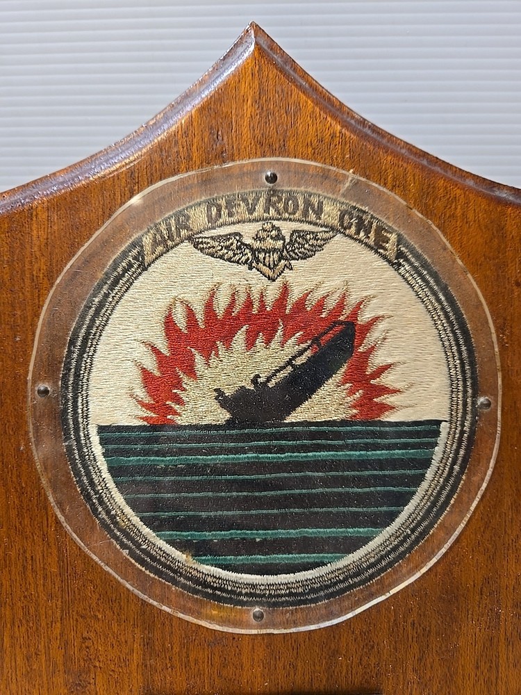 US Navy AIR DEVELOPMENT SQUADRON ONE AIR DEVRON PATCH ON 12" SERVICE PLAQUE 1962